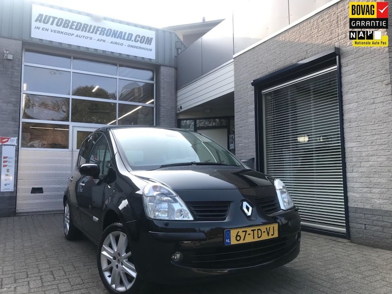 Renault Modus 1.6 16V Initiale (2006)