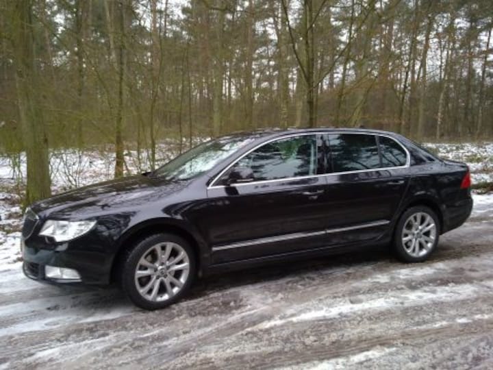 Skoda Superb 1.8 TSI Ambition (2009)