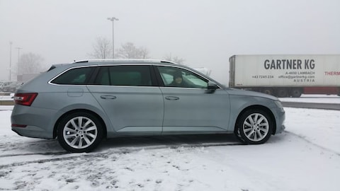 Skoda Superb Combi 1.6 TDI Greentech Style Business