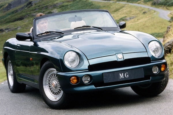 MG RV8