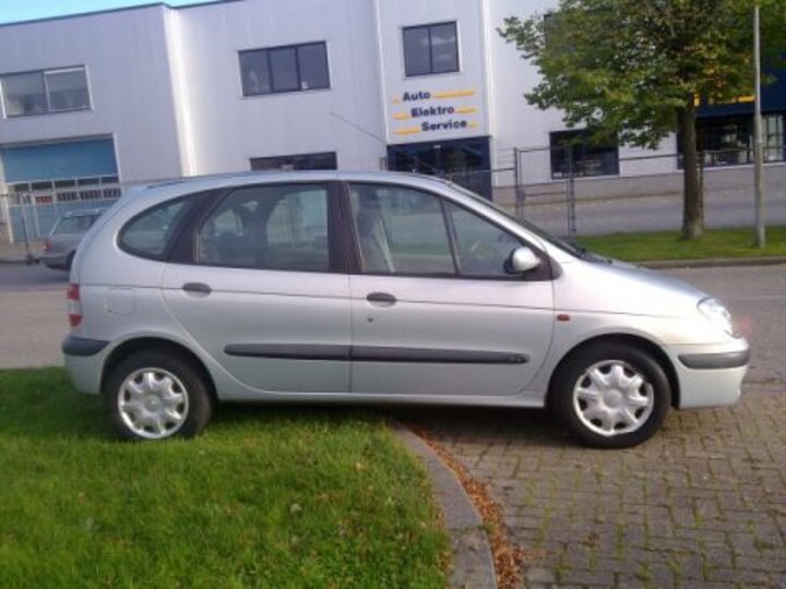 Renault Scénic RT 1.6 16V