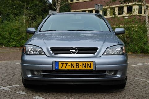 Opel Astra 1.8i-16V Sport Edition II (2003)