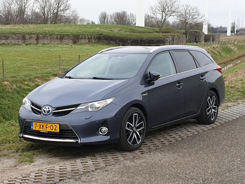 Toyota Auris Touring Sports 1.8 Hybrid Lease Plus