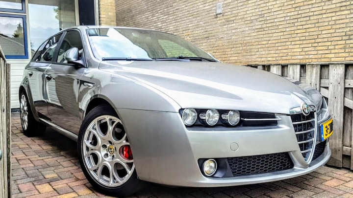 Alfa Romeo 159 Sportwagon 2.0 JTDm 170 Distinctive (2011)