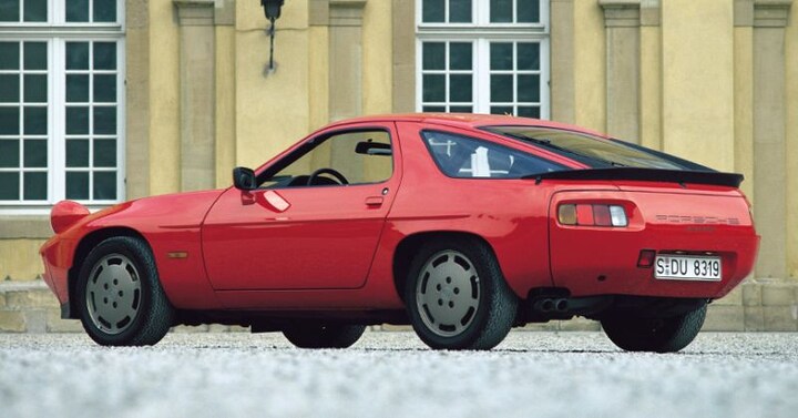 Porsche 928