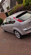 Ford Focus 2.0 16V Titanium (2005)