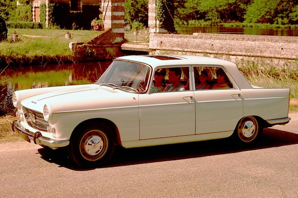 Peugeot 404