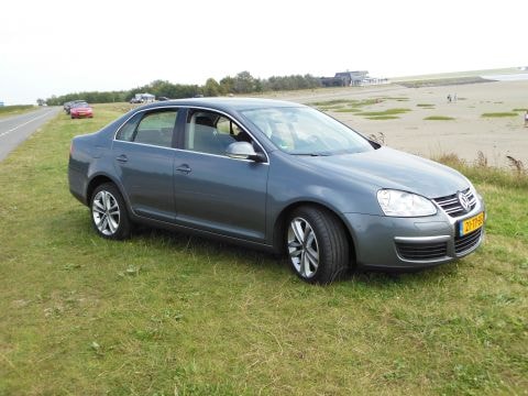 Volkswagen Jetta 1.6 16V FSI Comfortline (2007)
