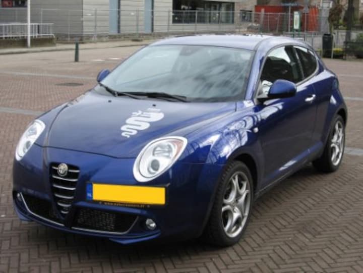 Alfa Romeo MiTo 1.4 Turbo MultiAir S&S Distinctive (2010)
