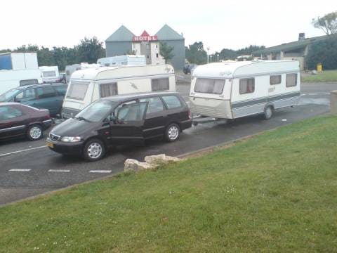 Honda Shuttle 2.3i LS (1998)