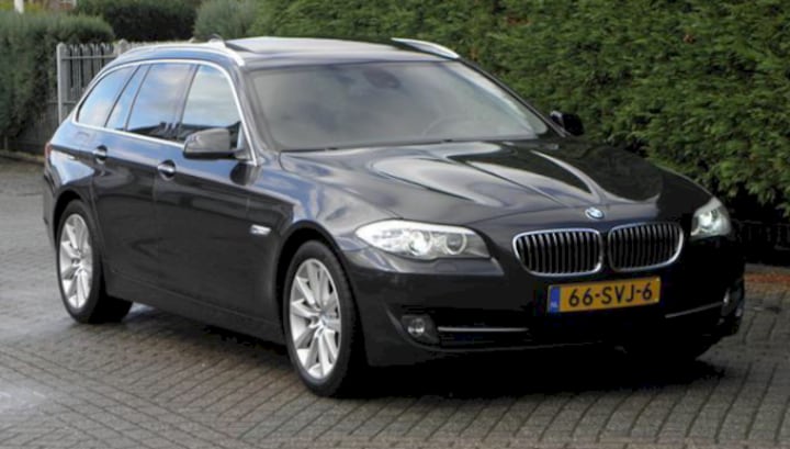 BMW 525d Touring Executive (2011)