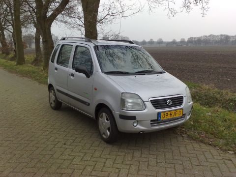 Suzuki Wagon R+ 1.3 GL (2001)