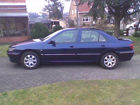 Peugeot 406 SV 2.0 HDI 110pk (2001)