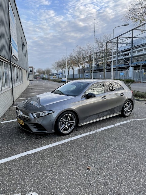 Mercedes-Benz A 180 d Business Solution AMG