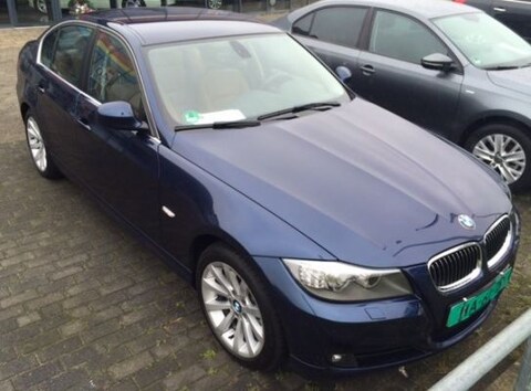 BMW 325d Luxury Line (2011)