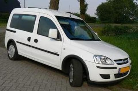 Opel Tour 1.3 CDTi Comfort (2004)