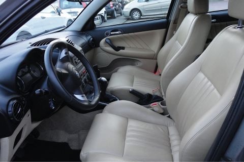 Alfa Romeo 147 2.0 T.Spark 16V Distinctive (2006)