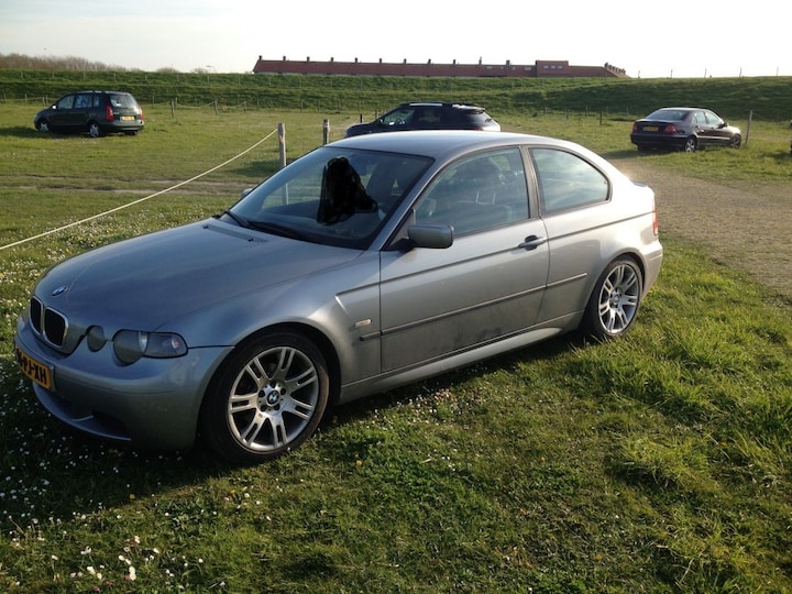 BMW 316ti Compact (2004)