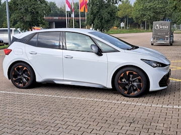 Cupra Born 58kWh 150kW Performance (2022)