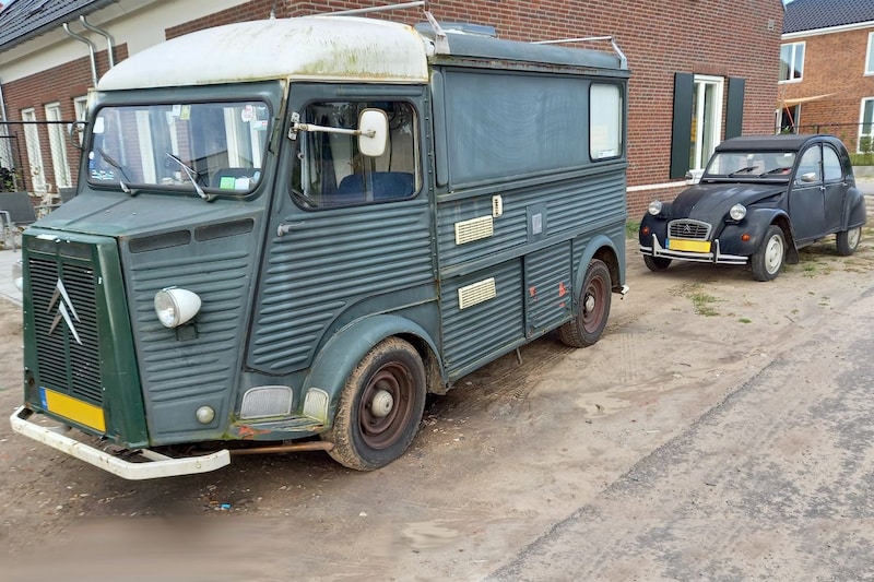 Deze Citroën HY en 2CV vallen prachtig uit de toon - In het Wild