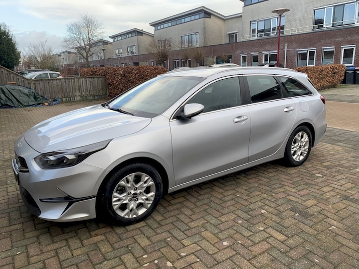 Kia Ceed Sportswagon 1.5 T-GDi DynamicLine (2022)