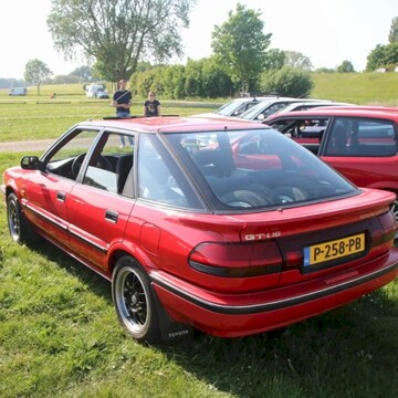 Toyota Corolla Liftback 1.6 GTi (1990)