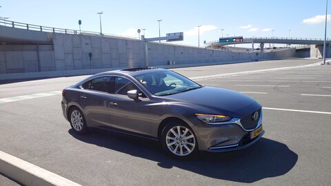 Mazda 6 SkyActiv-G 2.5 194 Signature