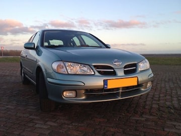 Nissan Almera 1.8 Elegance (2001)