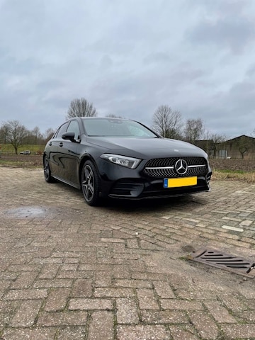 Mercedes-Benz A 180 Business Solution AMG (2021)