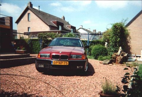 BMW 318i (1992)