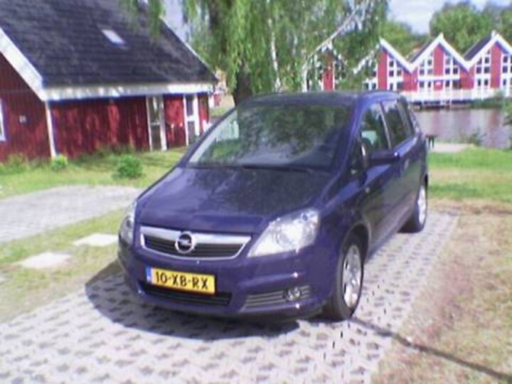 Opel Zafira 1.8 Temptation (2007)