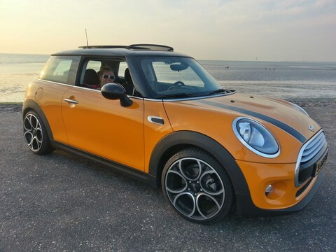 Mini Cooper (2015)
