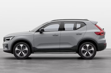Volvo XC40 B4 Plus (2024)