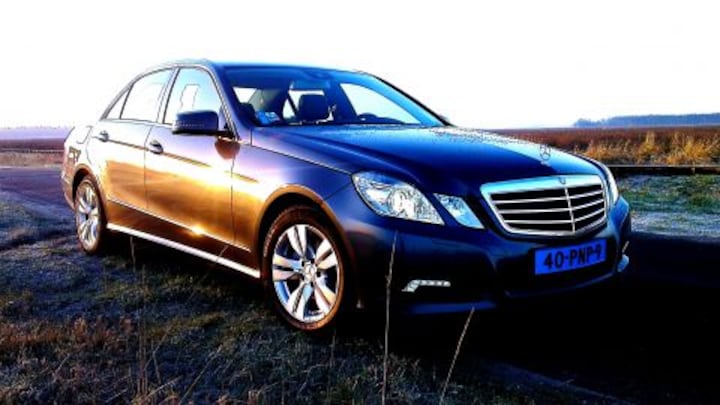Mercedes-Benz E 200 CDI BlueEFFICIENCY Avantgarde (2010)