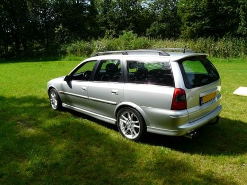 Opel Vectra Stationwagon 1.8i-16V Sport Edition (2000)