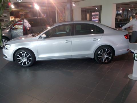 Volkswagen Jetta 1.4 TSI Hybrid Highline (2013)