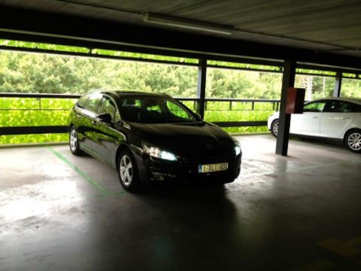 Peugeot 508 SW Active 1.6 e-HDi (2012)
