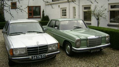 Mercedes-Benz 220 D W115 (1973)