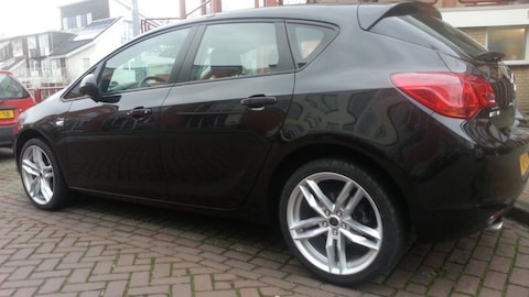 Opel Astra 1.4 Turbo 140pk Edition