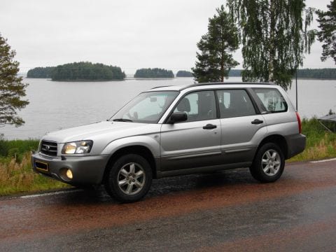 Subaru Forester 2.0 XT AWD (2004)