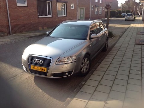 Audi A6 Avant 3.0 TDI quattro Pro Line (2006)