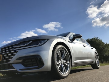 Volkswagen Arteon 2.0 TDI 150pk Business R (2017)