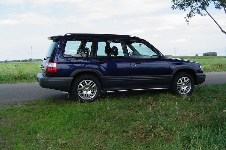 Forester 2001