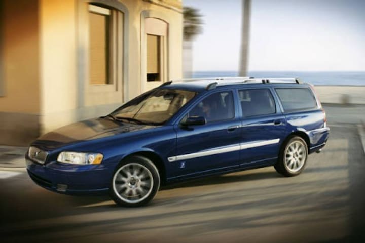 Volvo V70 2.5T Ocean Race (2006)