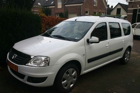 Dacia Logan MCV 1.5 dCi 70 Lauréate (2009)