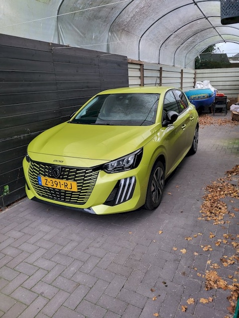 Peugeot e-208 Style EV 50kWh 136 (2024)
