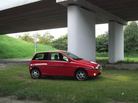Lancia Ypsilon 1.2 16v elefantino rosso (1998)
