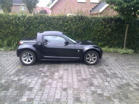 Smart roadster 60kW (2006)