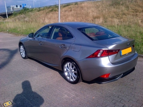 Lexus IS 300h Edition (2014)