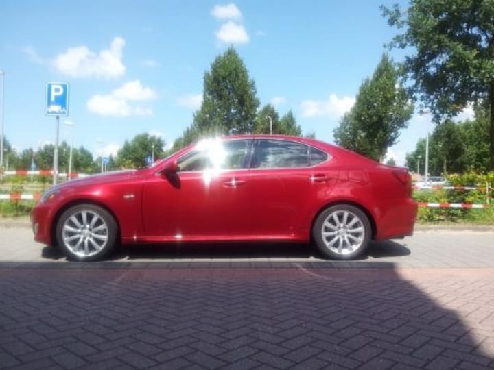 Lexus IS 250 Business Luxury (2006)